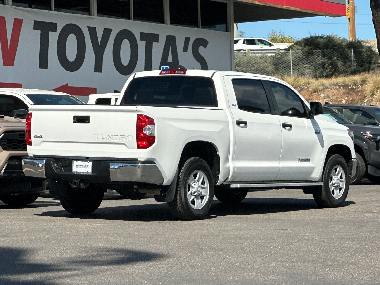 Used 2021 Toyota Tundra SR5 w/ SR5 Upgrade Package AWD/4WD image 5