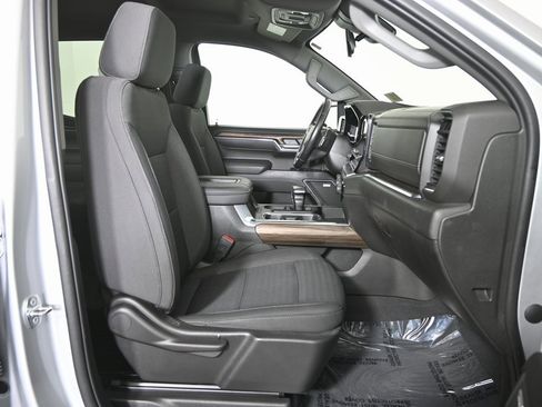 Used 2022 Chevrolet Silverado 1500 RST image 14