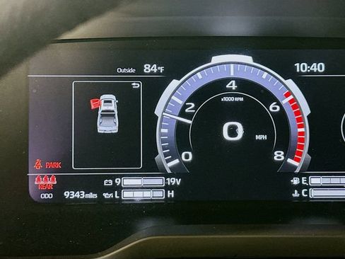 Used 2025 Toyota Tundra Limited AWD/4WD image 14