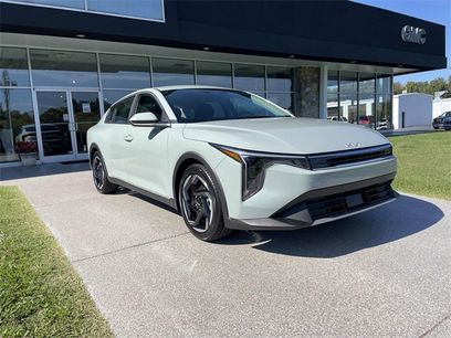 New 2025 Kia K4 EX
