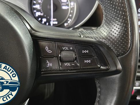 Used 2023 Alfa Romeo Giulia Ti w/ Active Assist Plus Package image 16