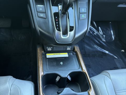 Used 2020 Honda CR-V Touring image 20