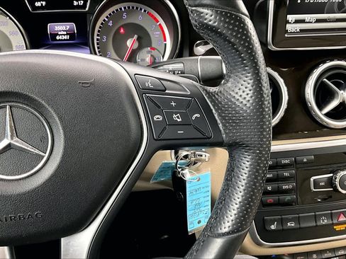Used 2015 Mercedes-Benz GLA 250 4MATIC image 24