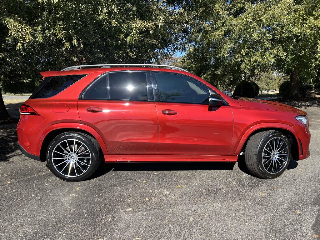 Used 2022 Mercedes-Benz GLE 450 4MATIC image 2