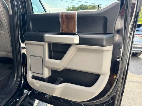 Used 2017 Ford F150 Lariat AWD/4WD image 26