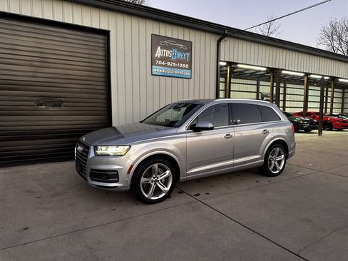 Used 2019 Audi Q7 3.0T Prestige image 4