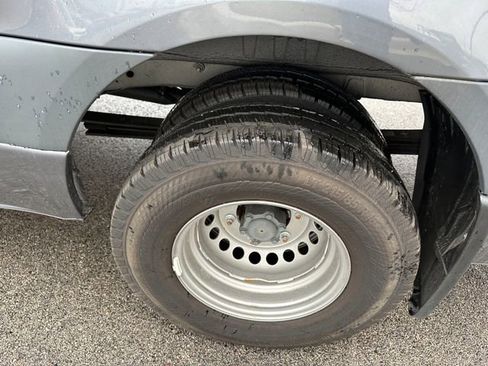 Used 2022 Mercedes-Benz Sprinter 4500 w/ Parking Package image 8