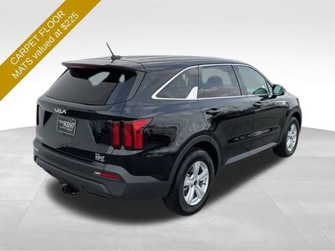 Used 2023 Kia Sorento LX FWD image 6