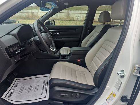 Used 2024 Honda CR-V Sport Touring image 9