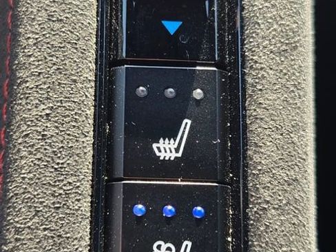 Used 2023 Chevrolet Corvette Stingray Premium Conv image 23