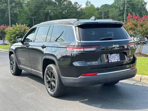 Used 2021 Jeep Grand Cherokee L Limited AWD/4WD image 7