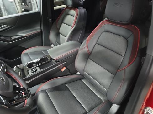 New 2027 Chevrolet Equinox RS w/ LPO, Floor Liner Package AWD/4WD image 17