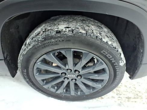 Used 2023 Chevrolet Traverse RS w/ LPO, Floor Liner Package image 7