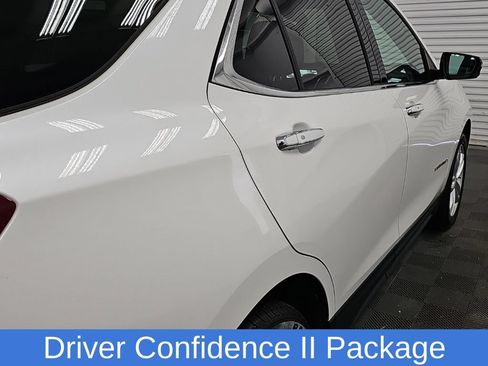 Used 2019 Chevrolet Equinox Premier AWD/4WD image 11