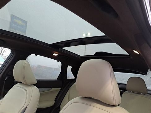 Used 2019 INFINITI QX50 Essential w/ Sensory Package image 23