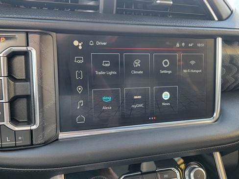 Used 2023 GMC Yukon Denali AWD/4WD image 34