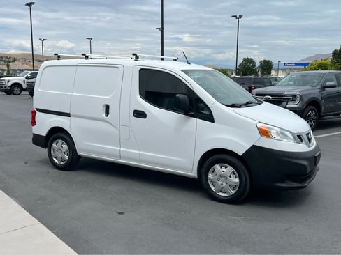 Used 2017 Nissan NV200 S w/ Cruise Control Package FWD image 5