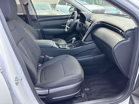Certified 2024 Hyundai Tucson SEL AWD/4WD image 17
