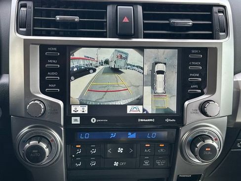 Used 2022 Toyota 4Runner Limited AWD/4WD image 25