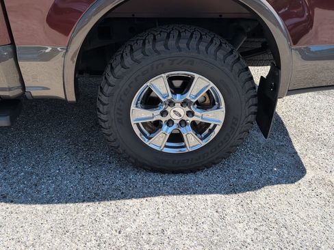 Used 2015 Ford F150 Lariat image 14