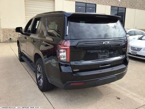 Used 2024 Chevrolet Tahoe Z71 w/ Luxury Package image 4