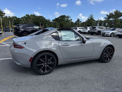 New 2026 MAZDA MX-5 Miata RF Grand Touring RWD image 4