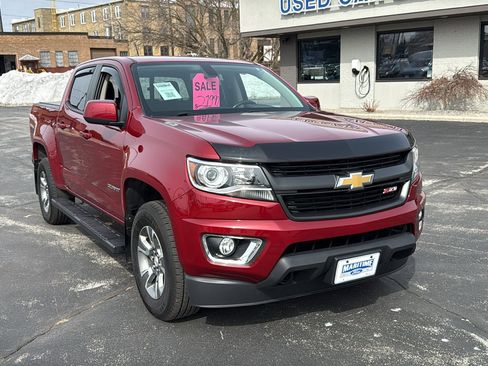 Used 2018 Chevrolet Colorado Z71 image 2