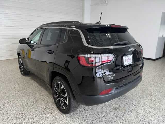 Used 2023 Jeep Compass Limited AWD/4WD image 5