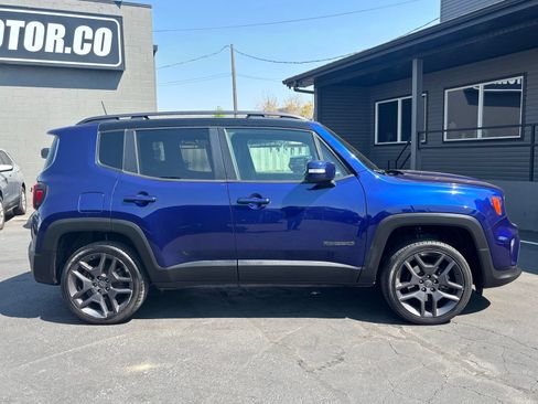 Used 2019 Jeep Renegade Limited w/ Quick Order Package 22P AWD/4WD image 5