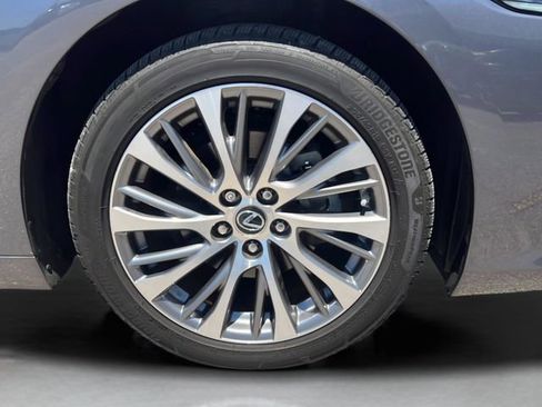 Used 2020 Lexus ES 350 w/ Premium Package FWD image 27