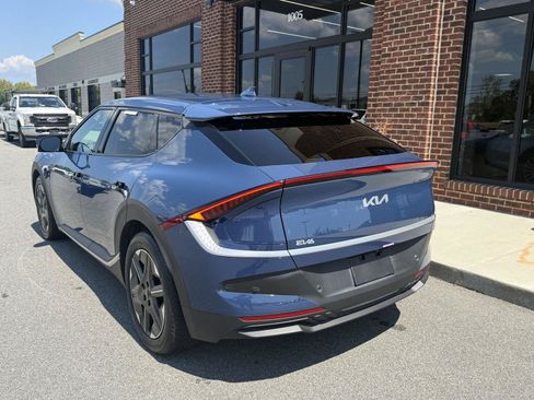 Used 2025 Kia EV6 Light RWD image 32