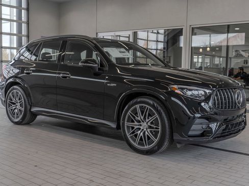 New 2025 Mercedes-Benz GLC 63 AMG S image 12