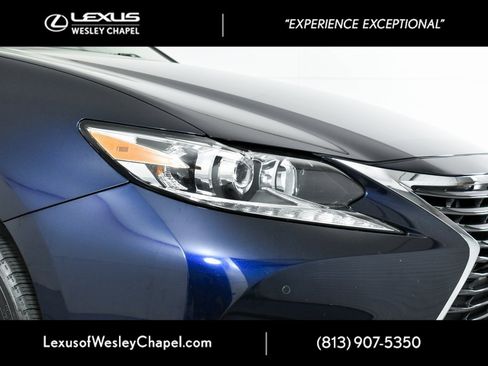 Used 2017 Lexus ES 350 image 3