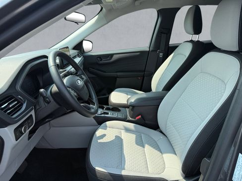 Certified 2023 Ford Escape Active image 11