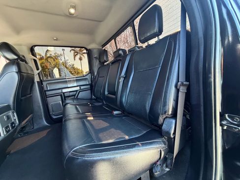 Used 2019 Ford F250 Lariat w/ Camper Package image 15