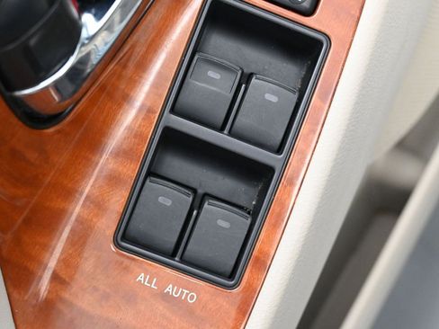 Used 2011 Toyota Camry Hybrid image 12