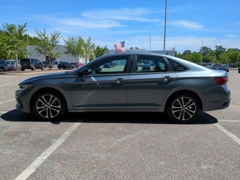 Used 2025 Volkswagen Jetta Sport FWD image 7