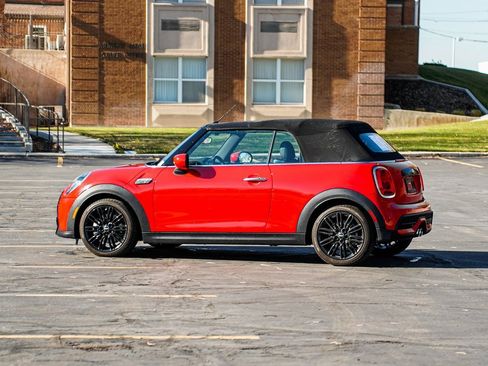 Certified 2022 MINI Cooper S image 13