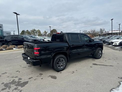 New 2026 Nissan Frontier SV w/ Tow Package AWD/4WD image 9