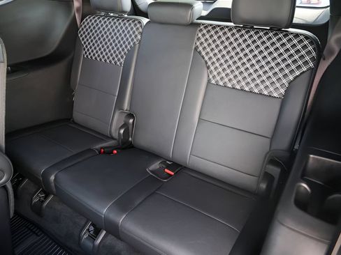 Used 2024 GMC Acadia Denali w/ Super Cruise Package FWD image 29
