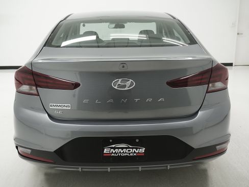 Used 2019 Hyundai Elantra SE w/ Cargo Package image 5