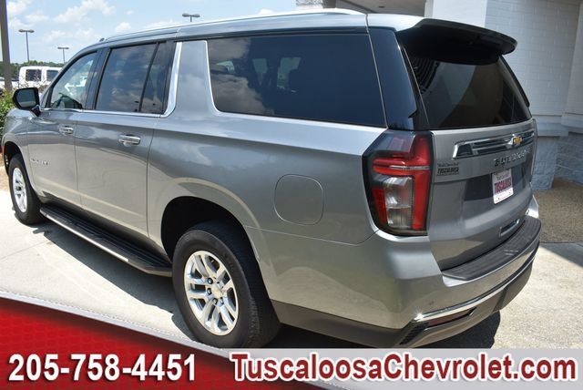 Certified 2024 Chevrolet Suburban LT AWD/4WD image 8