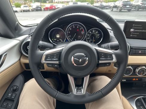 New 2026 MAZDA MX-5 Miata RF Grand Touring RWD image 21