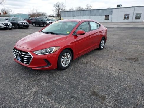 Used 2017 Hyundai Elantra SE image 7