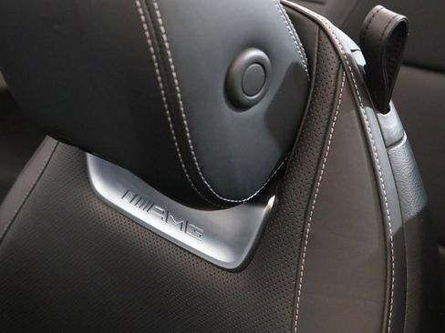 Used 2023 Mercedes-Benz SL 55 AMG 4MATIC image 16