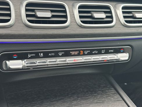 Used 2024 Mercedes-Benz GLE 350 4MATIC image 21