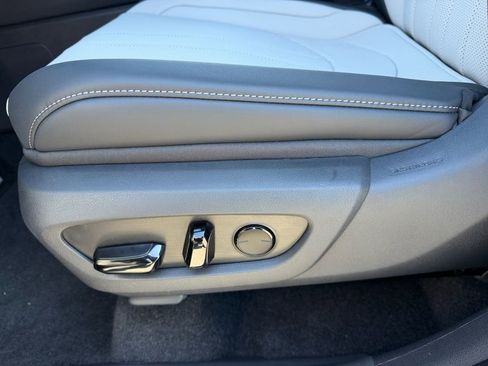 New 2026 Lexus TX 500h AWD image 14