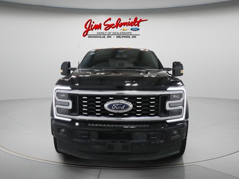 Used 2025 Ford F450 Platinum AWD/4WD image 3