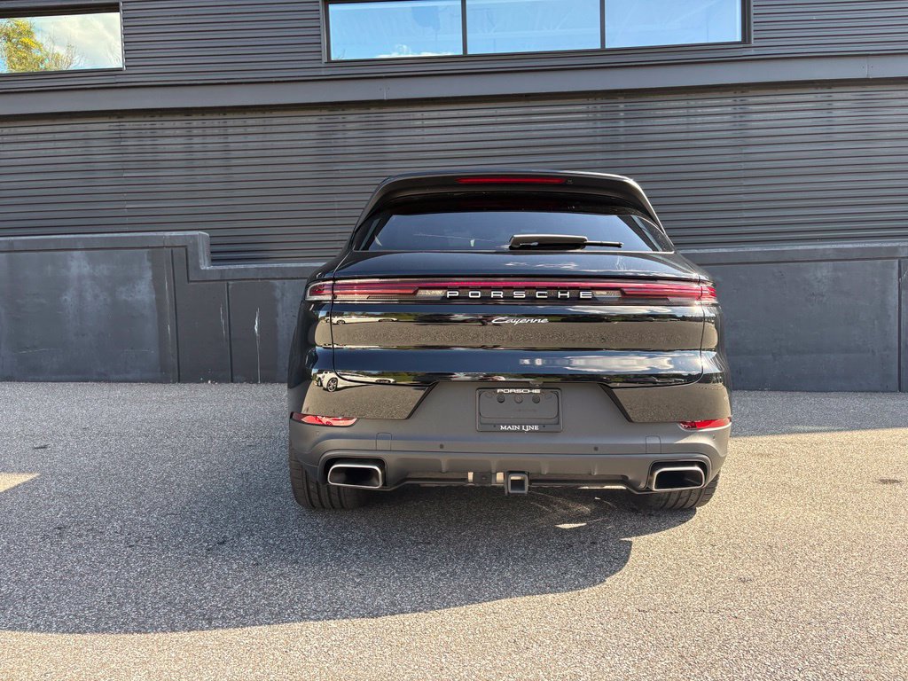 Certified 2026 Porsche Cayenne E-Hybrid AWD/4WD image 9