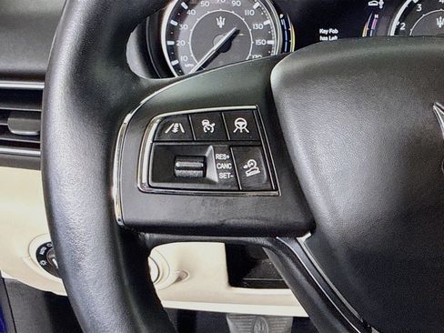 Used 2022 Maserati Levante GT AWD/4WD image 14